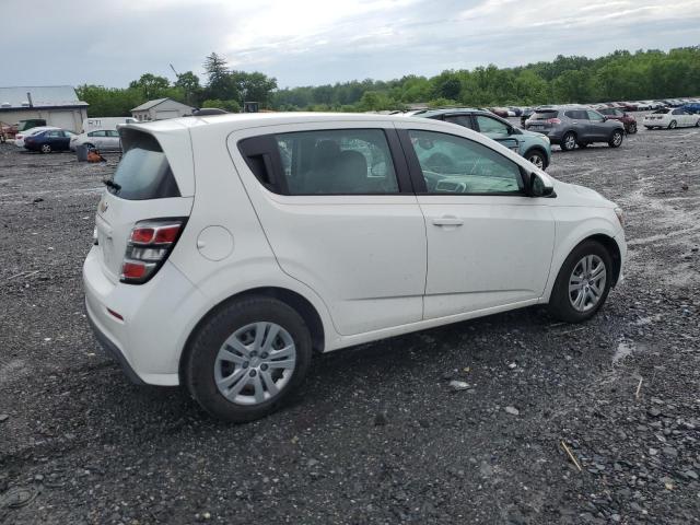 Хэтчбеки CHEVROLET SONIC 2017 Белый
