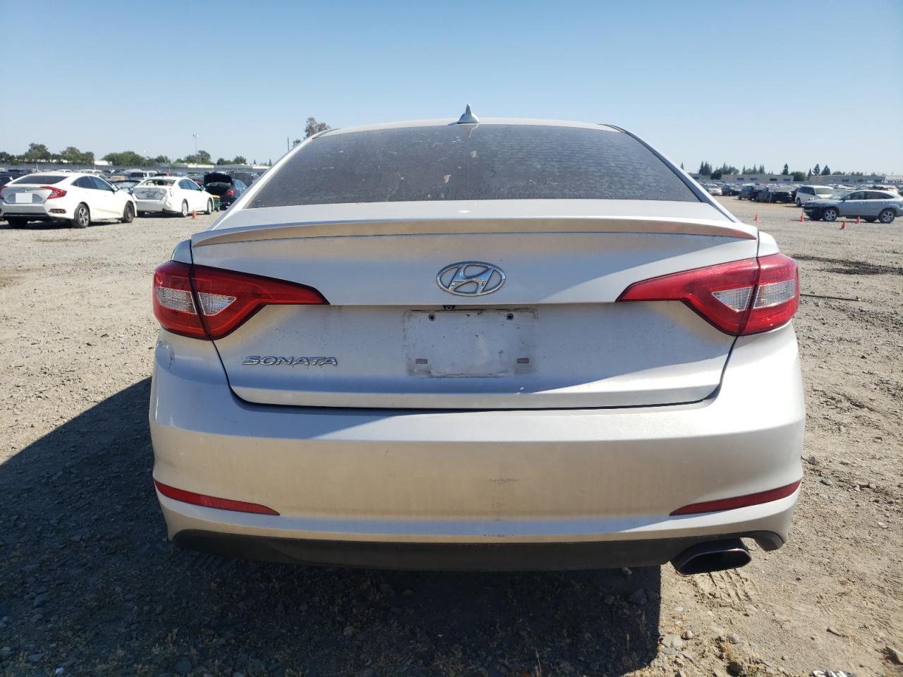 2017 Hyundai Sonata Se VIN: 5NPE24AF6HH565121 Lot: 55344404