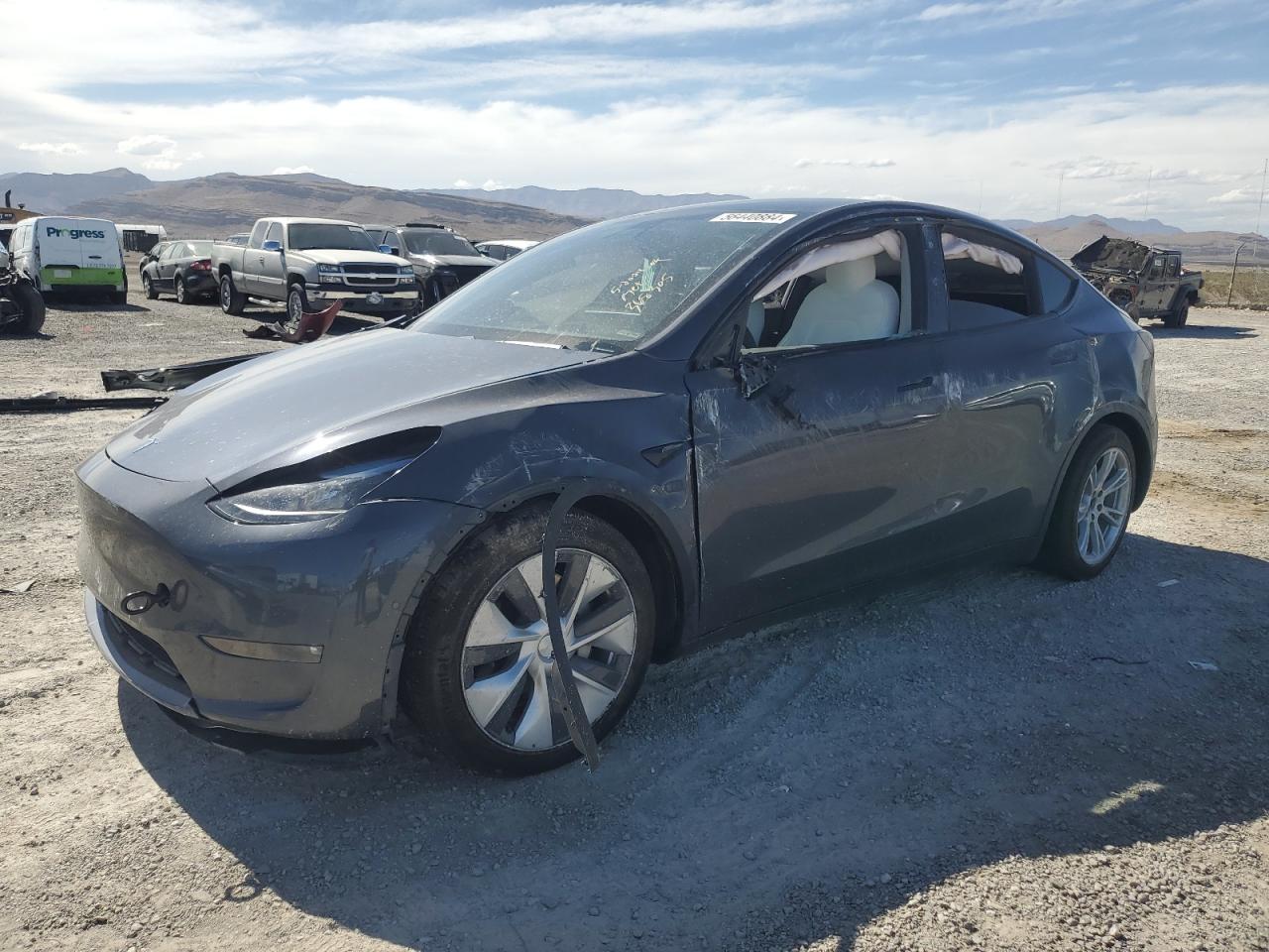 5YJYGDEE8LF020562 Tesla Model Y 