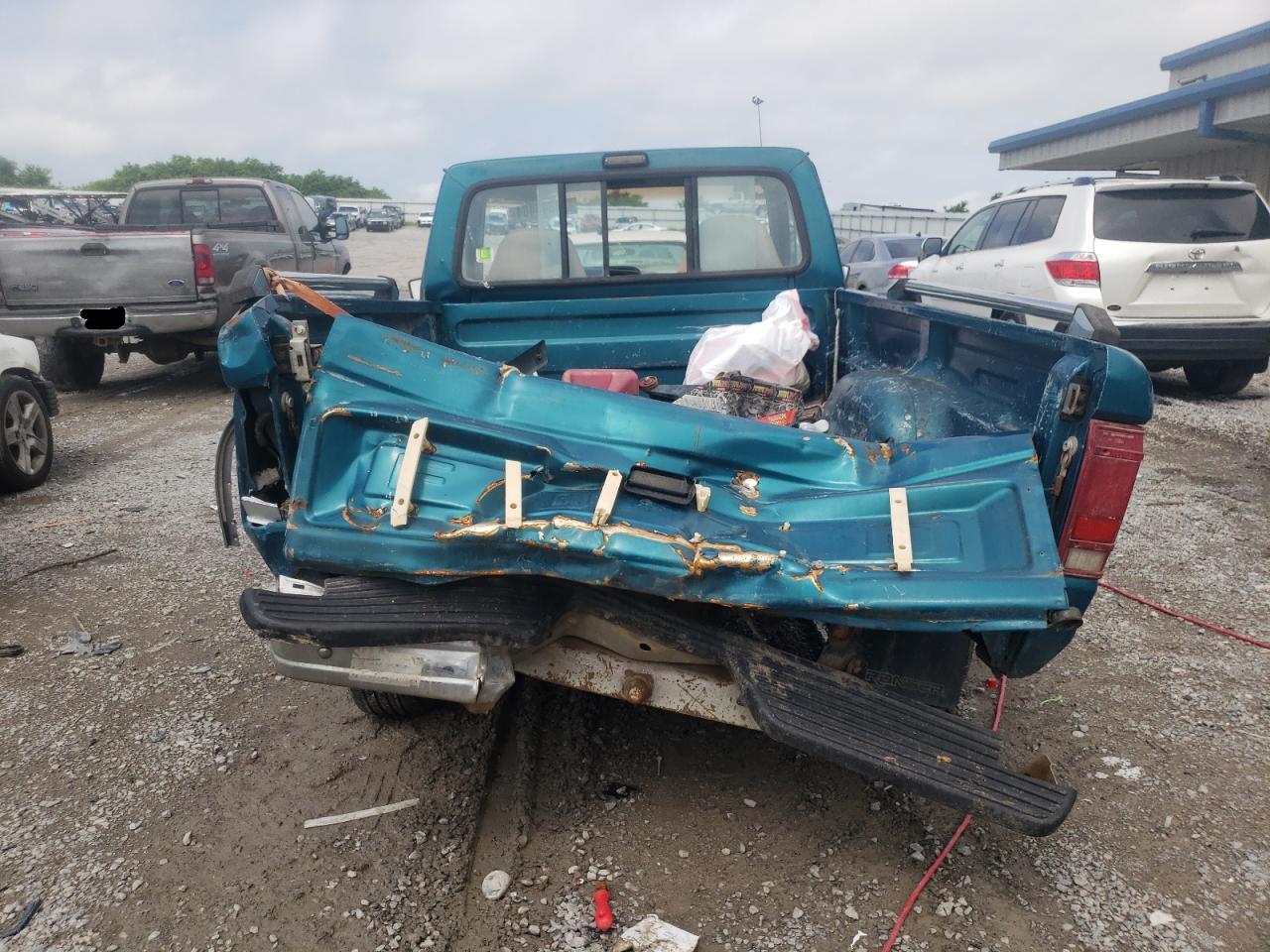 1992 Ford Ranger VIN: 1FTCR10AXNUB23337 Lot: 53846484