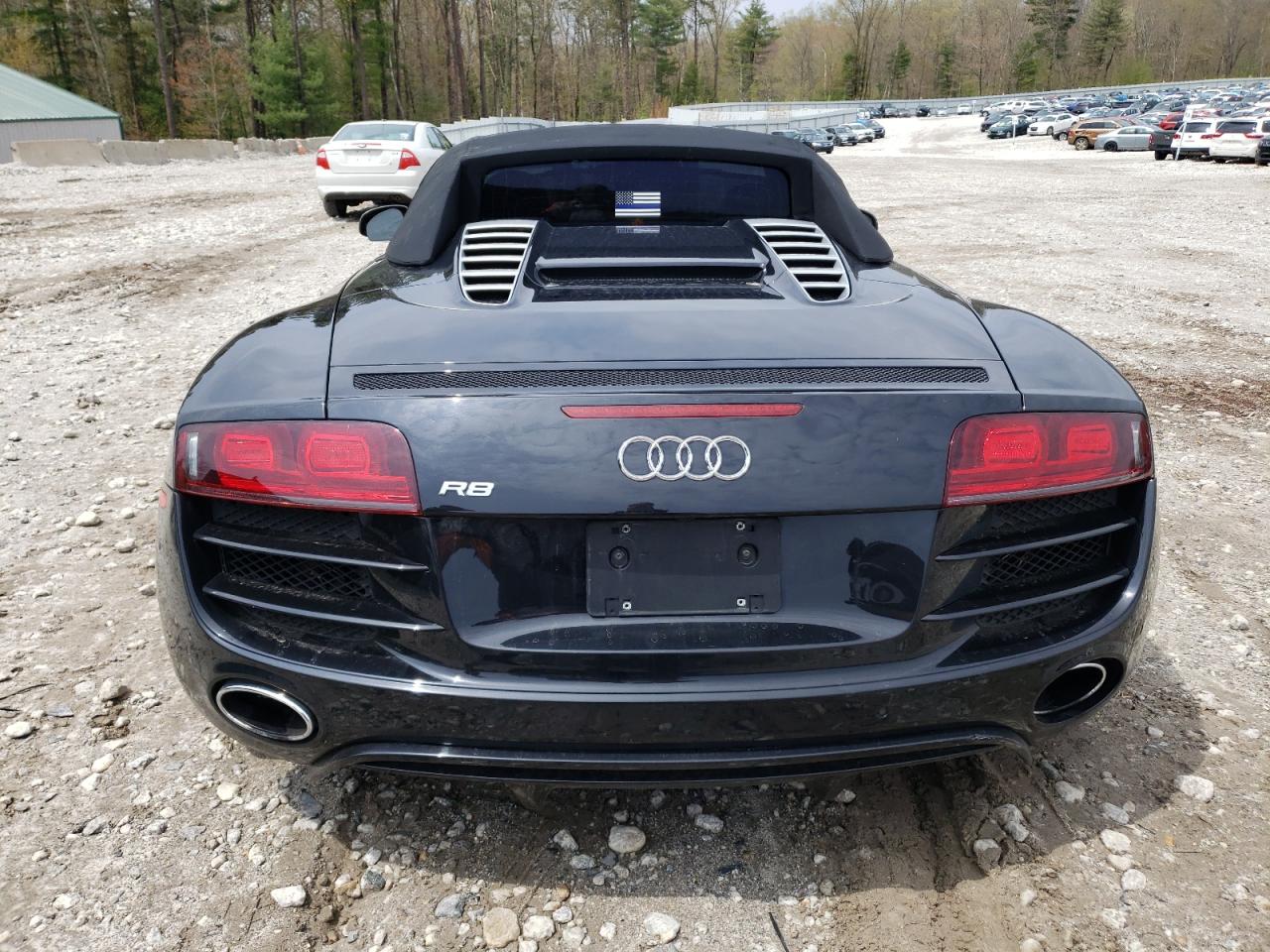 2011 Audi R8 5.2 Quattro VIN: WUAVNAFG5BN000487 Lot: 53643794