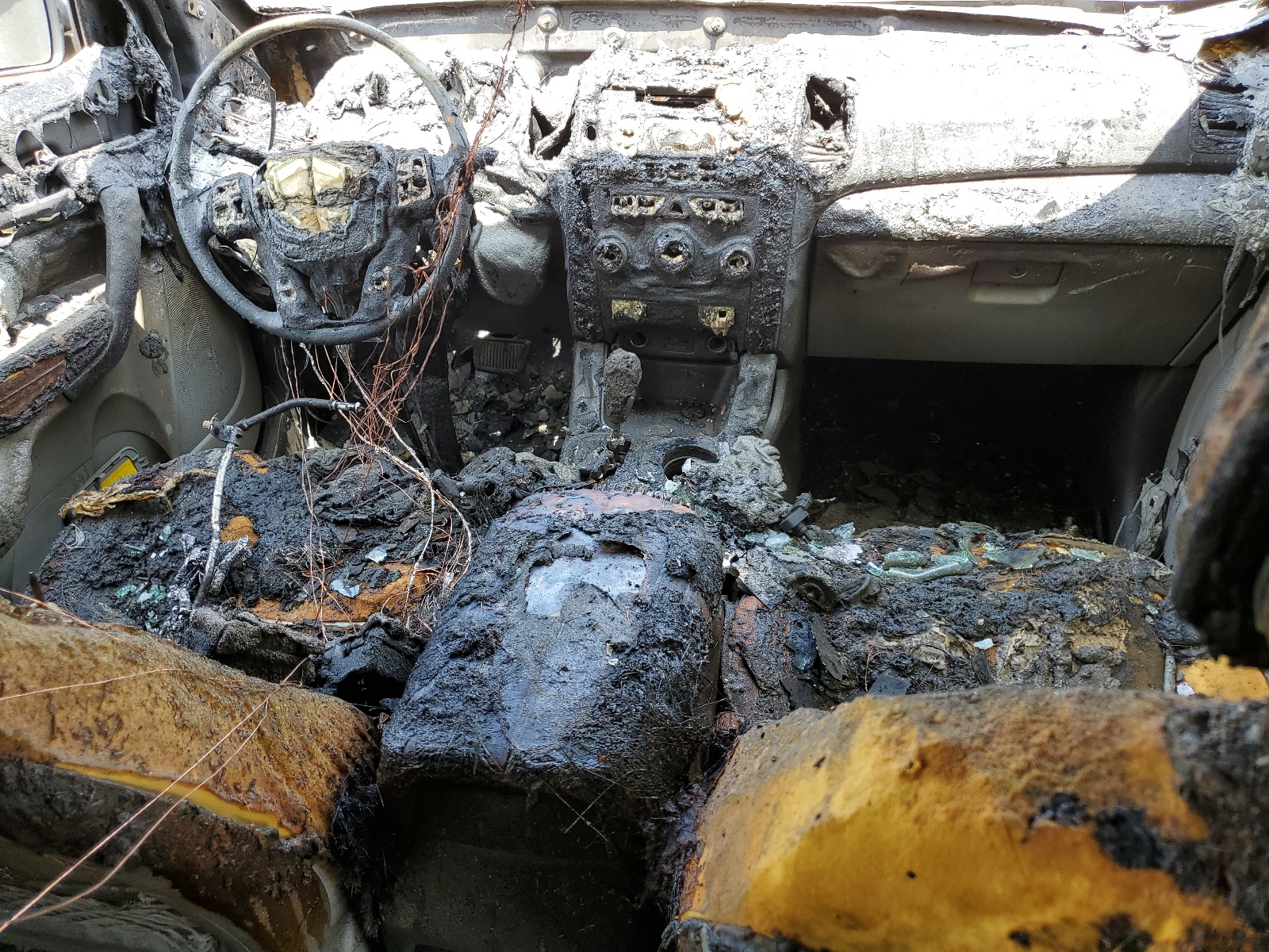 5XYKT4A69CG260437 2012 Kia Sorento Base