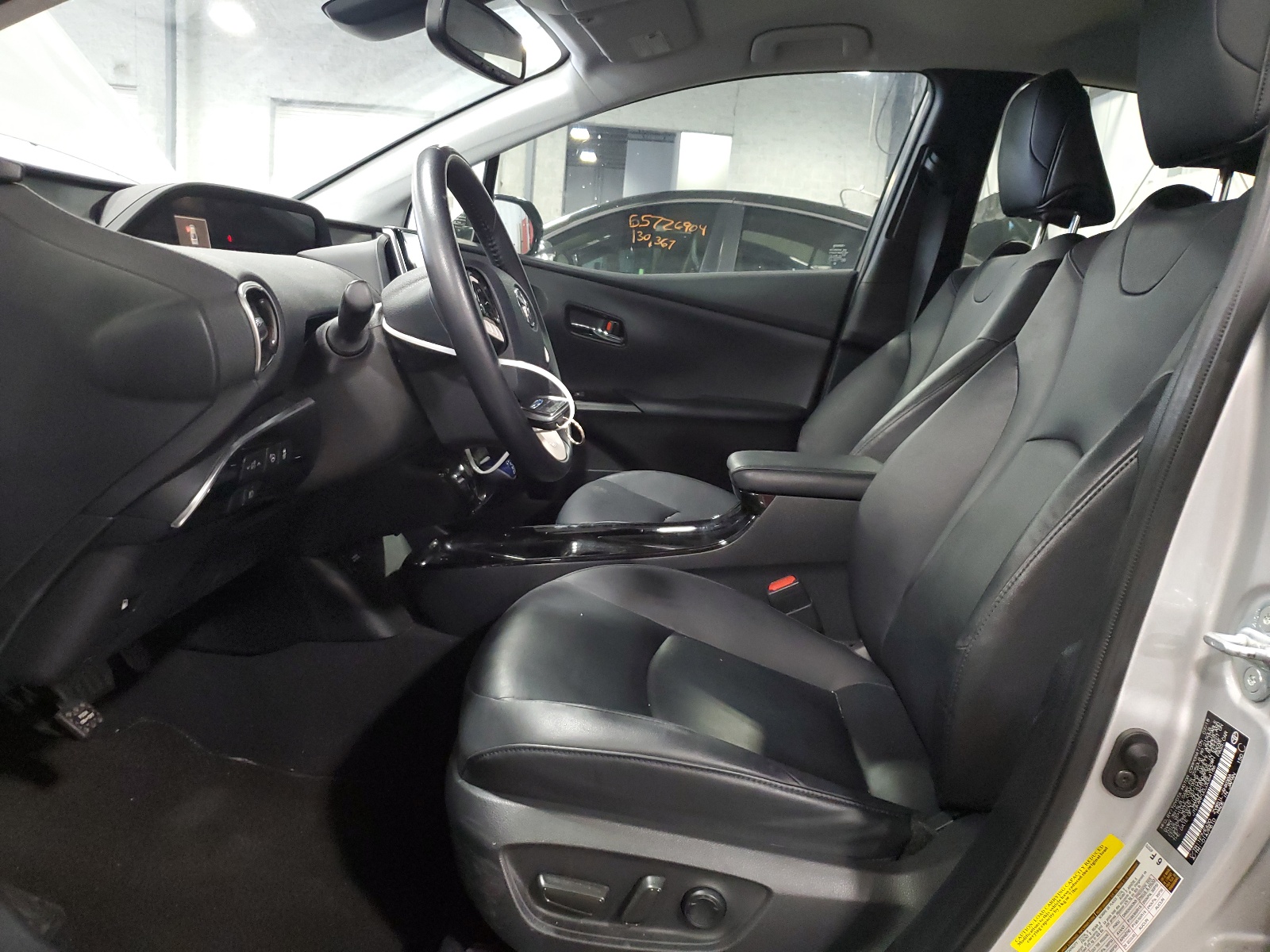 JTDKARFU0J3064186 2018 Toyota Prius