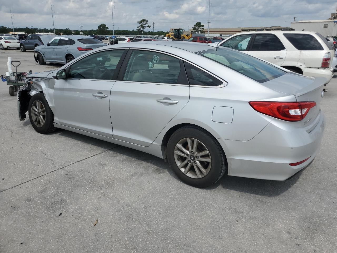 5NPE24AF7GH387444 2016 HYUNDAI SONATA - Image 2