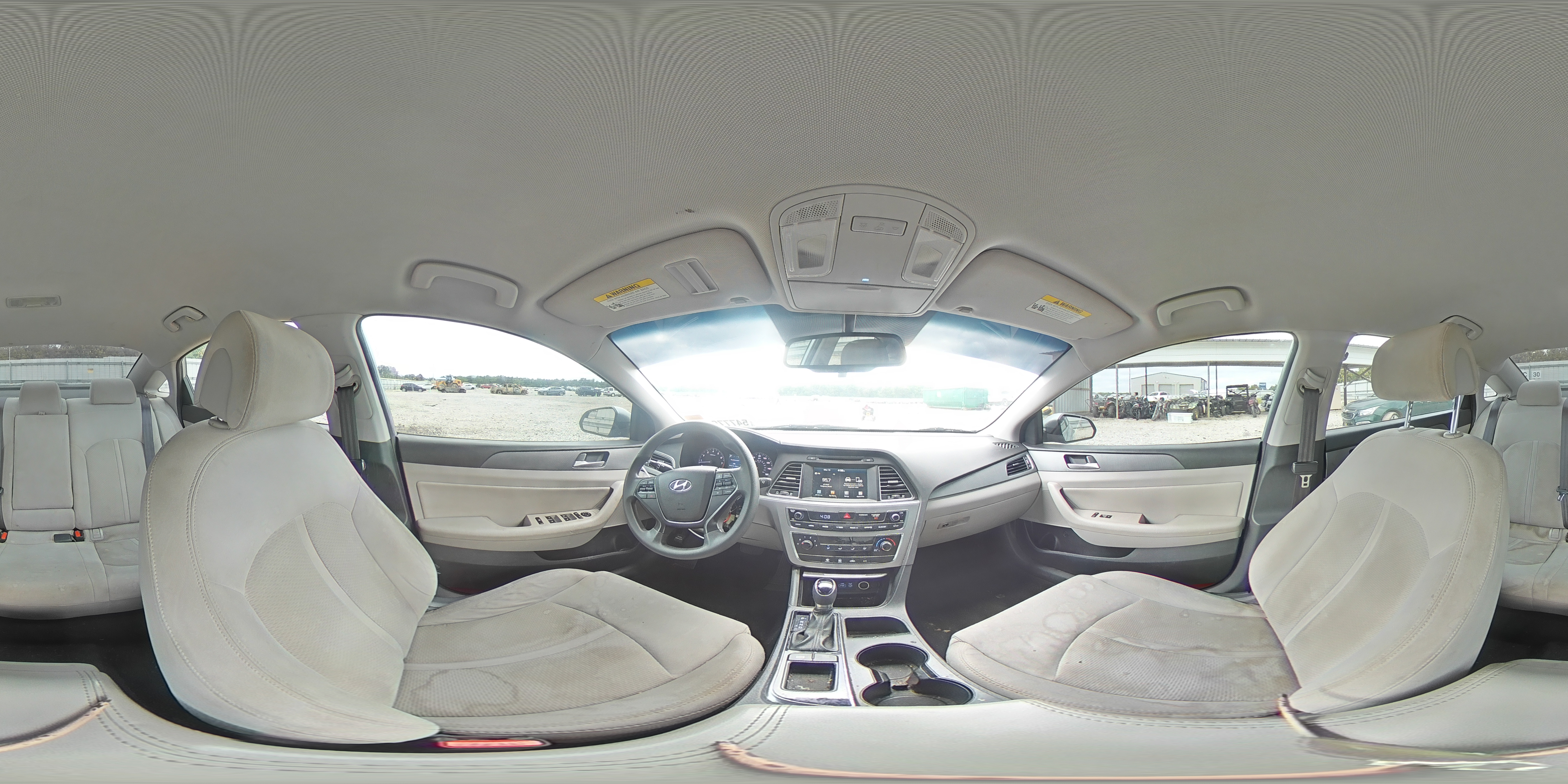2016 Hyundai Sonata - Image 13