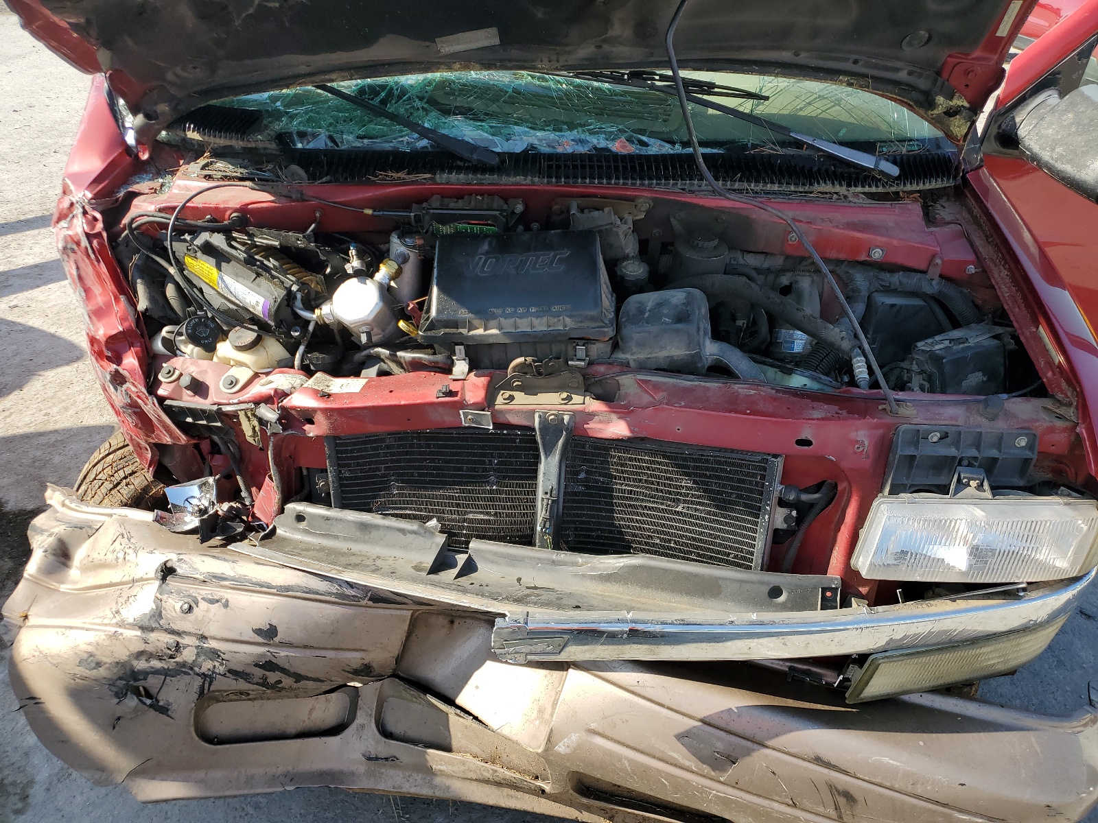 1GNDM19W8YB137441 2000 Chevrolet Astro