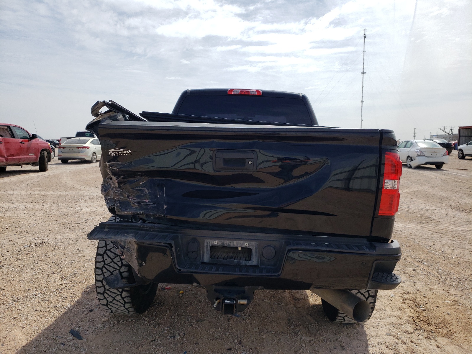 1GT12TEY3JF136913 2018 GMC Sierra K2500 Slt