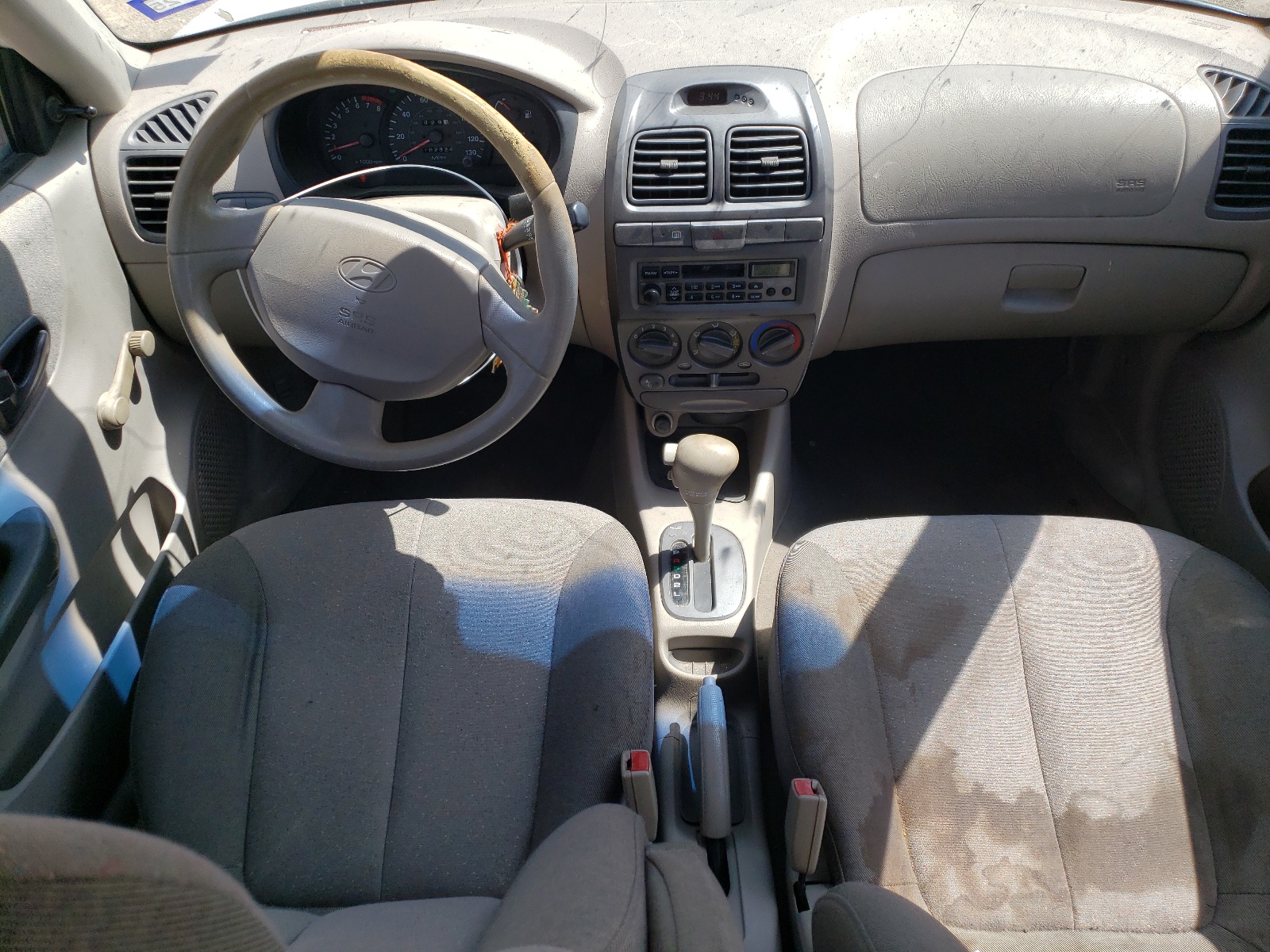 KMHCG45C02U344342 2002 Hyundai Accent Gl