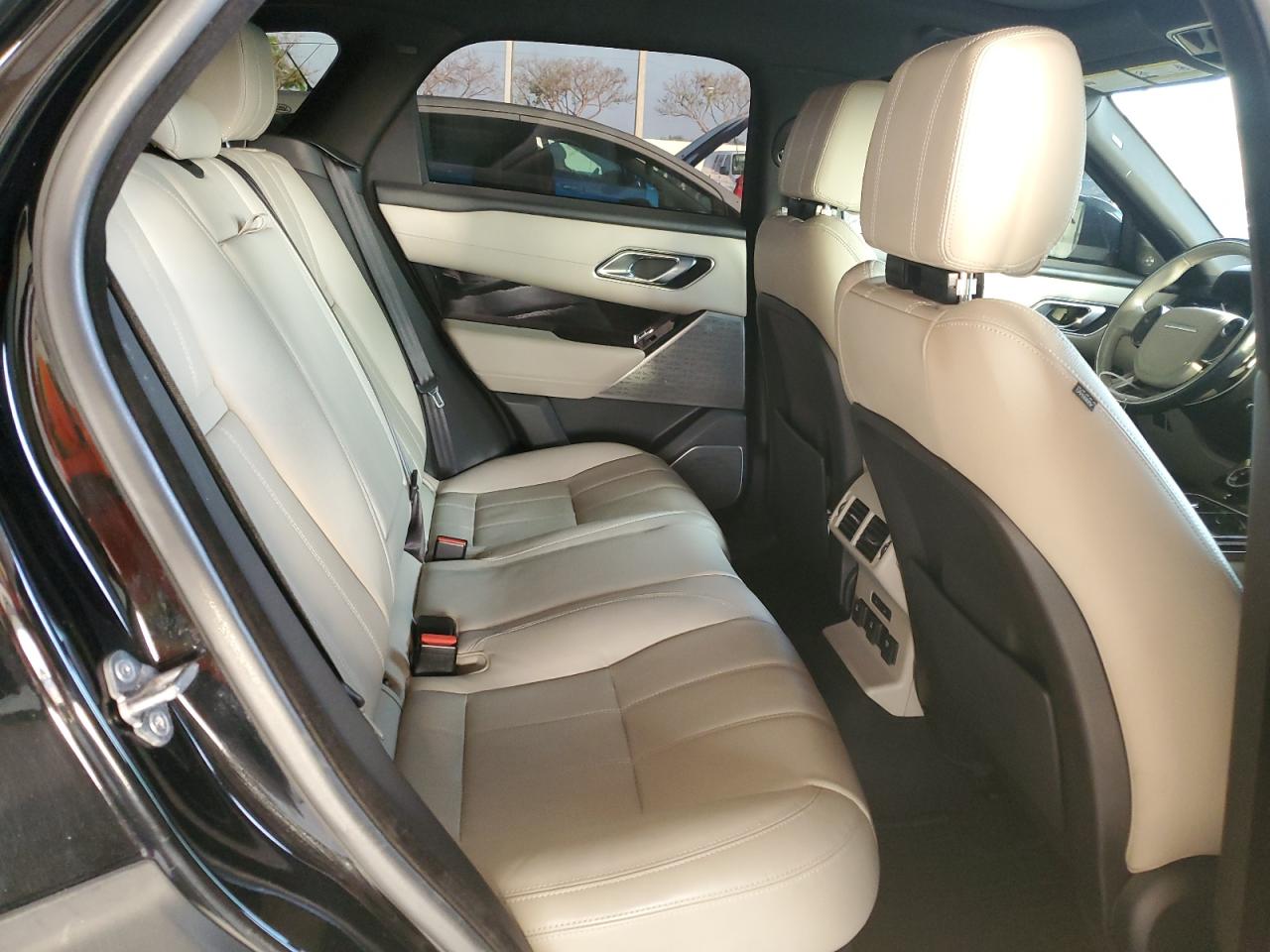 2018 Land Rover Range Rover Velar R-Dynamic Se VIN: SALYL2RX7JA740705 Lot: 54917314