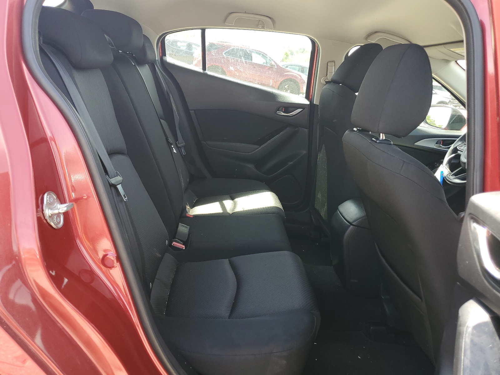 3MZBN1K71JM231141 2018 Mazda 3 Sport