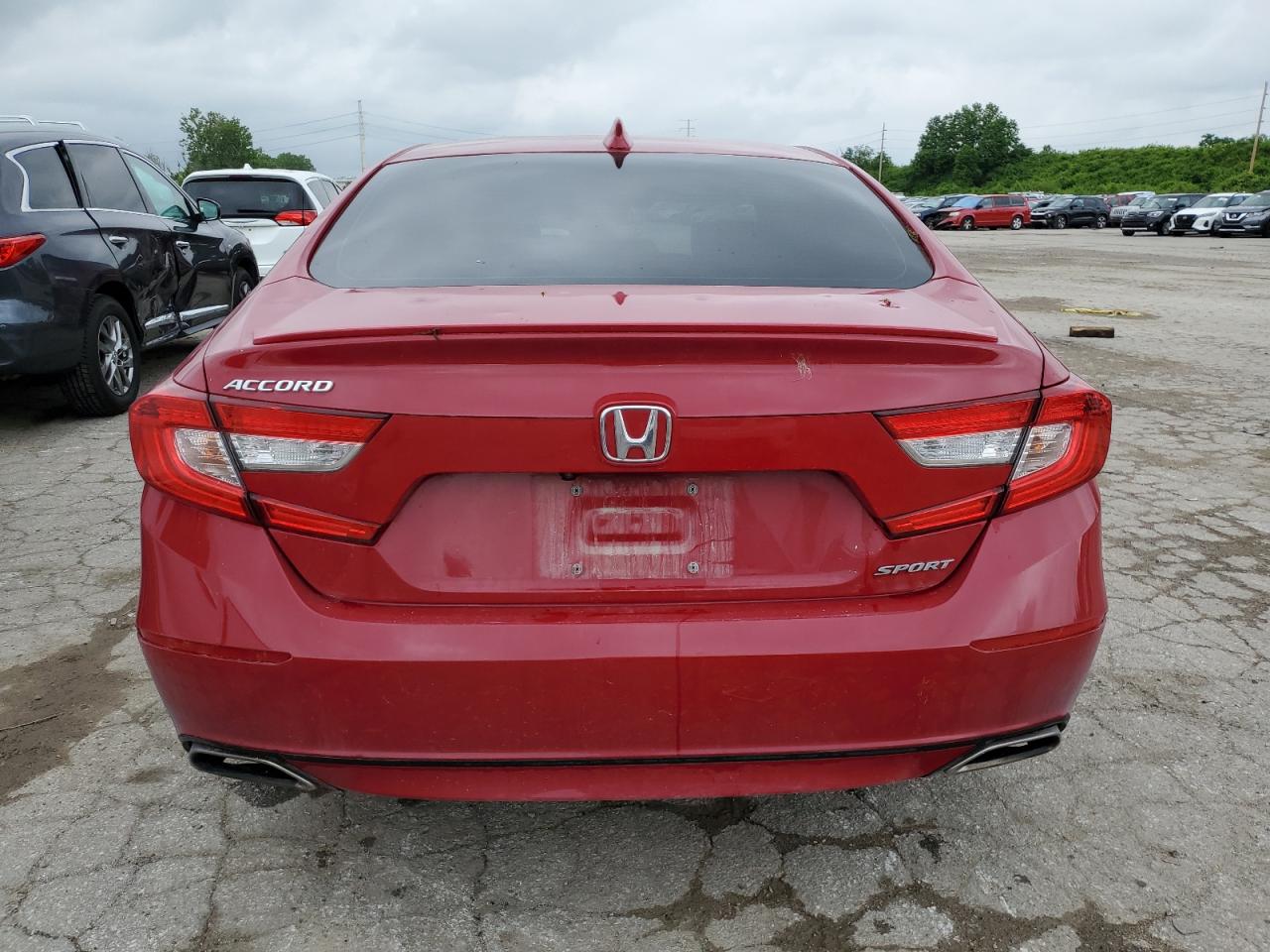 1HGCV1F33JA261187 2018 Honda Accord Sport