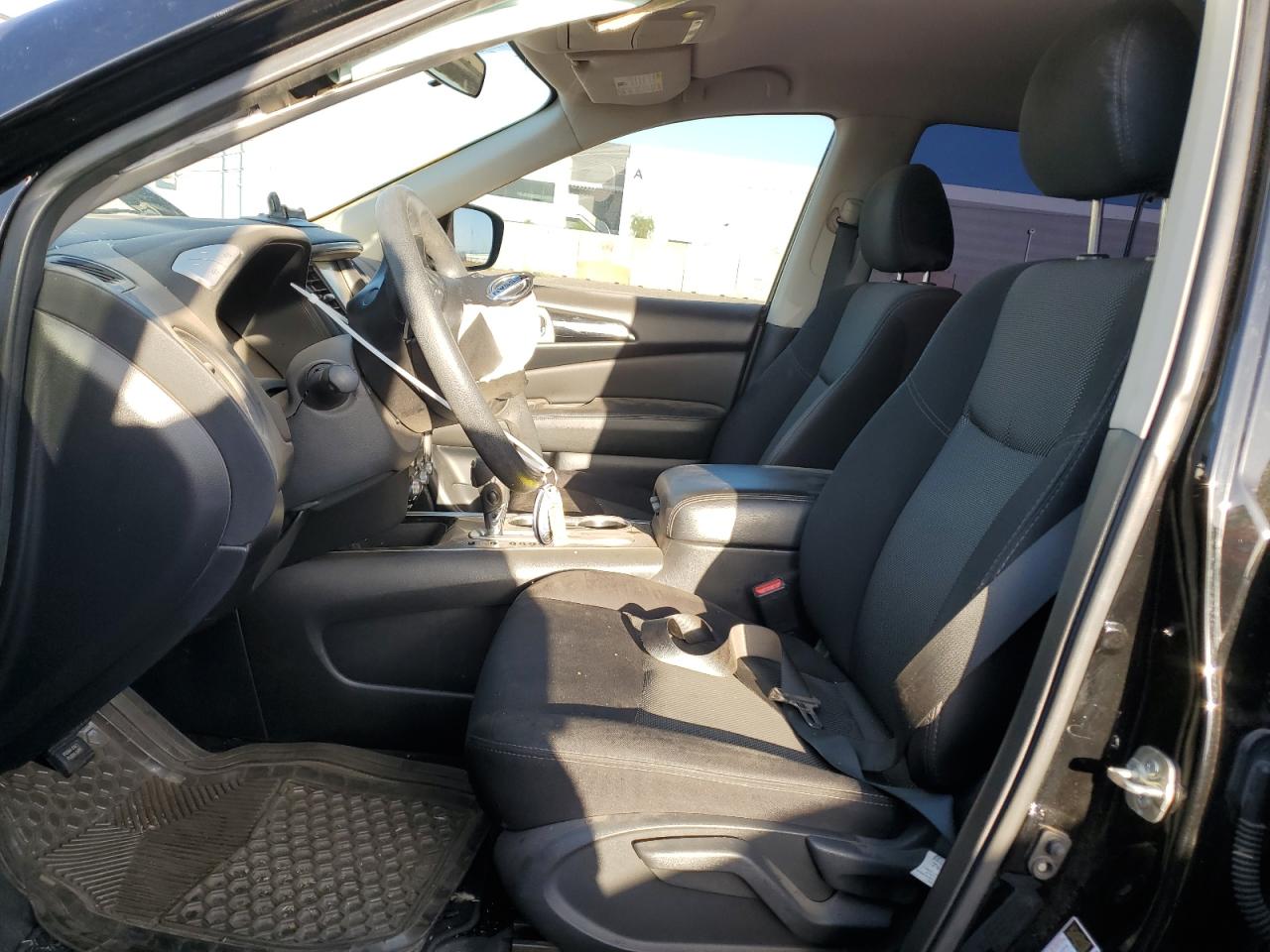 2019 Nissan Pathfinder S VIN: 5N1DR2MN3KC587476 Lot: 55839314