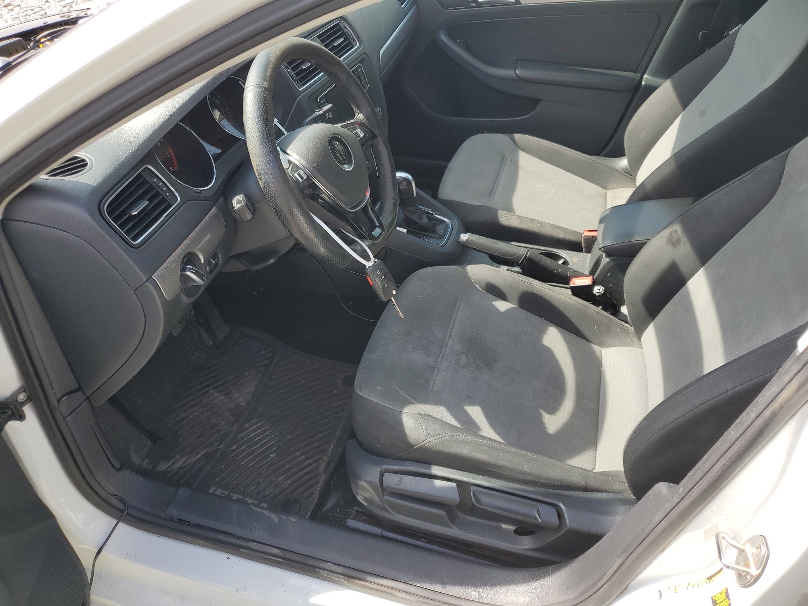 3VW2B7AJ5HM302019 2017 Volkswagen Jetta S