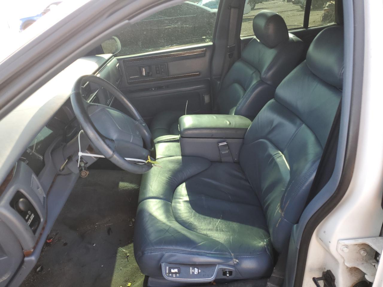 1995 Buick Roadmaster Limited VIN: 1G4BT52P3SR427321 Lot: 53473724