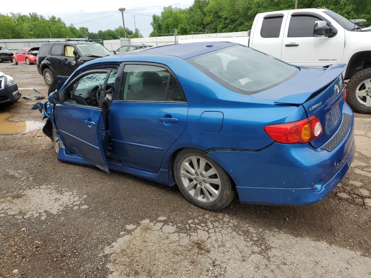 2009 Toyota Corolla - Image 2