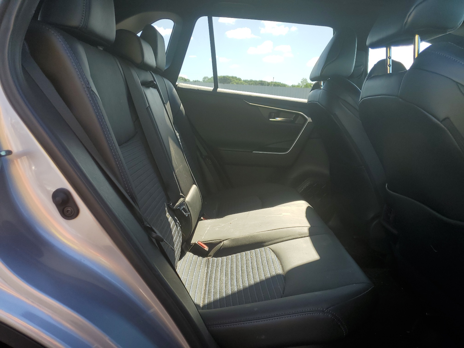 4T3E6RFV1MU038897 2021 Toyota Rav4 Xse