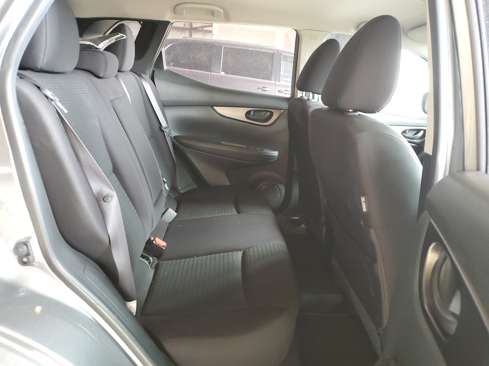 JN1BJ1CP4JW188155 2018 Nissan Rogue Sport S