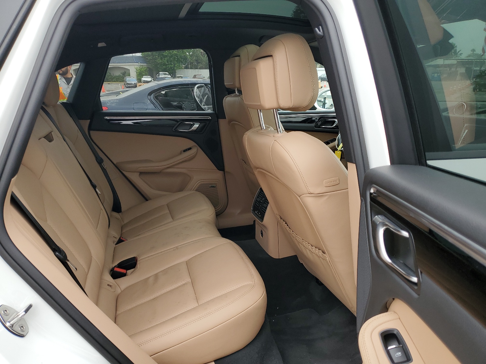 WP1AA2A5XLLB09378 2020 Porsche Macan