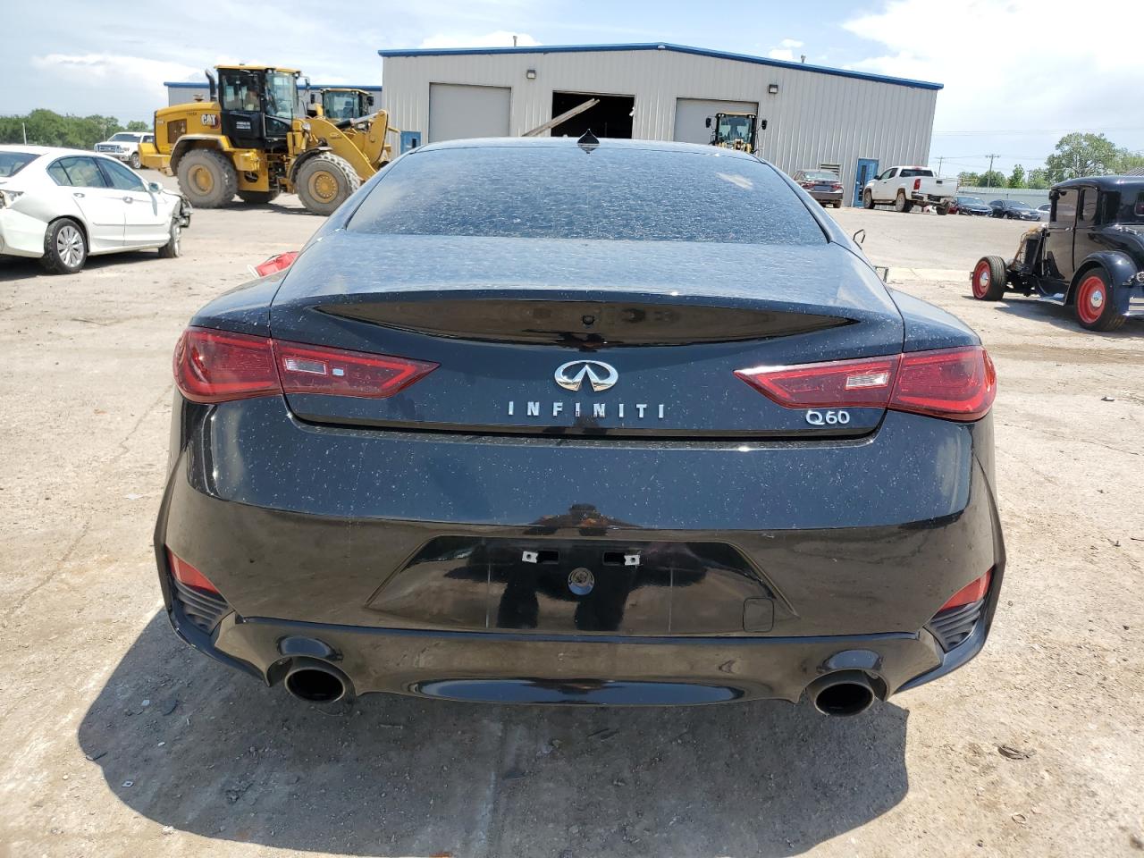 JN1CV7EK1HM110211 2017 Infiniti Q60 Base