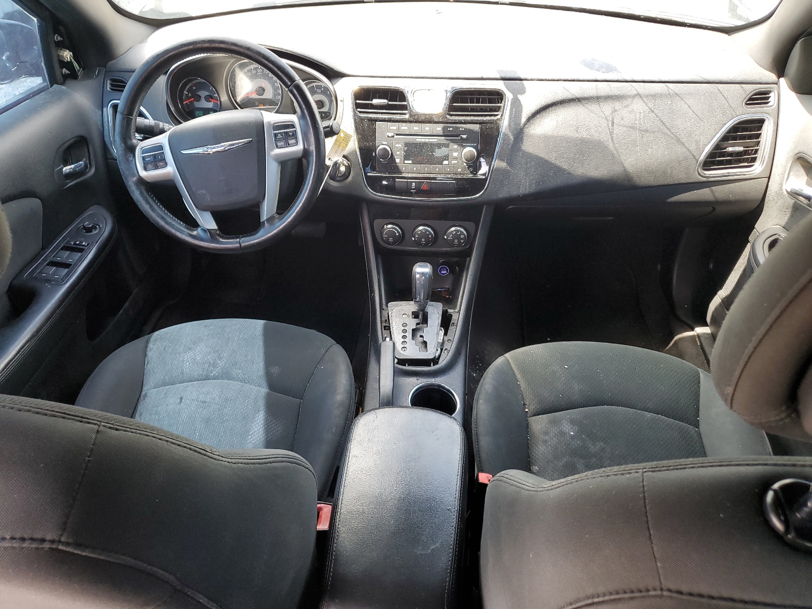 1C3CCBBB4CN172056 2012 Chrysler 200 Touring