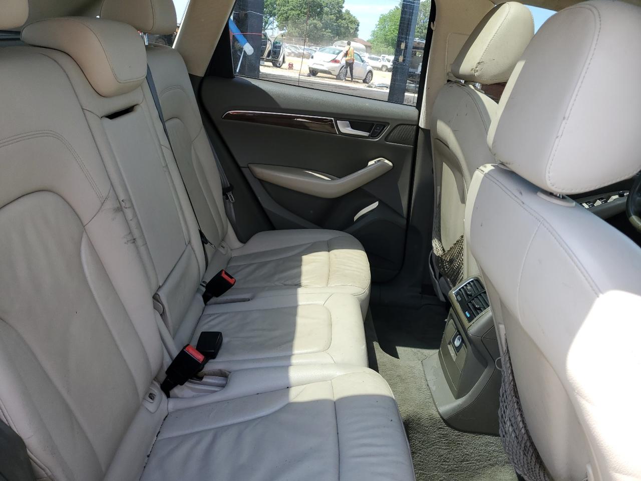 2011 Audi Q5 Premium VIN: WA1CFAFP7BA003796 Lot: 53222114