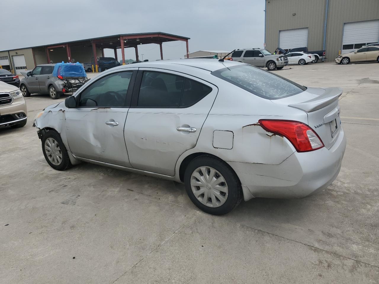 2013 Nissan Versa - Image 2