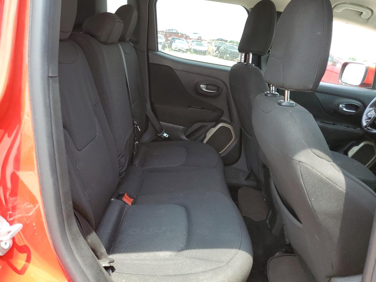 2015 Jeep Renegade Latitude VIN: ZACCJABH9FPC02437 Lot: 53743924