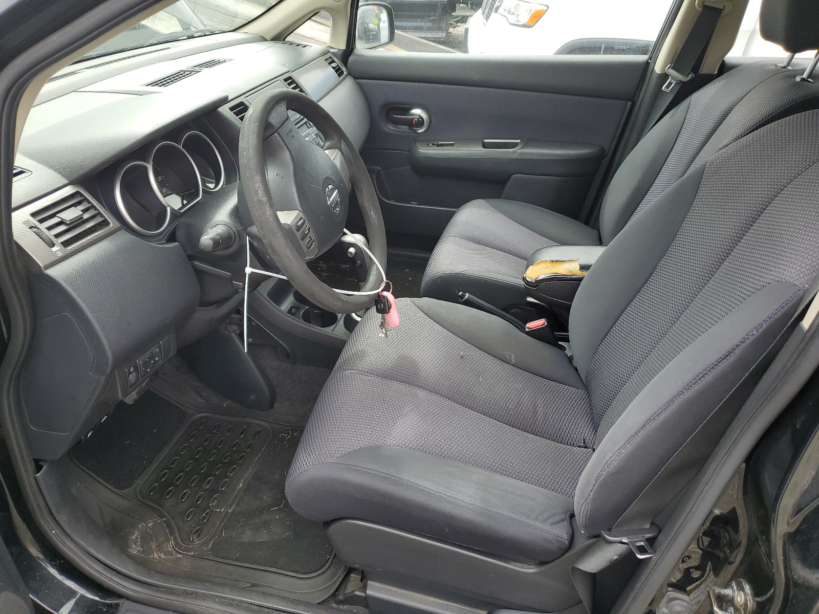 3N1BC13E67L354277 2007 Nissan Versa S