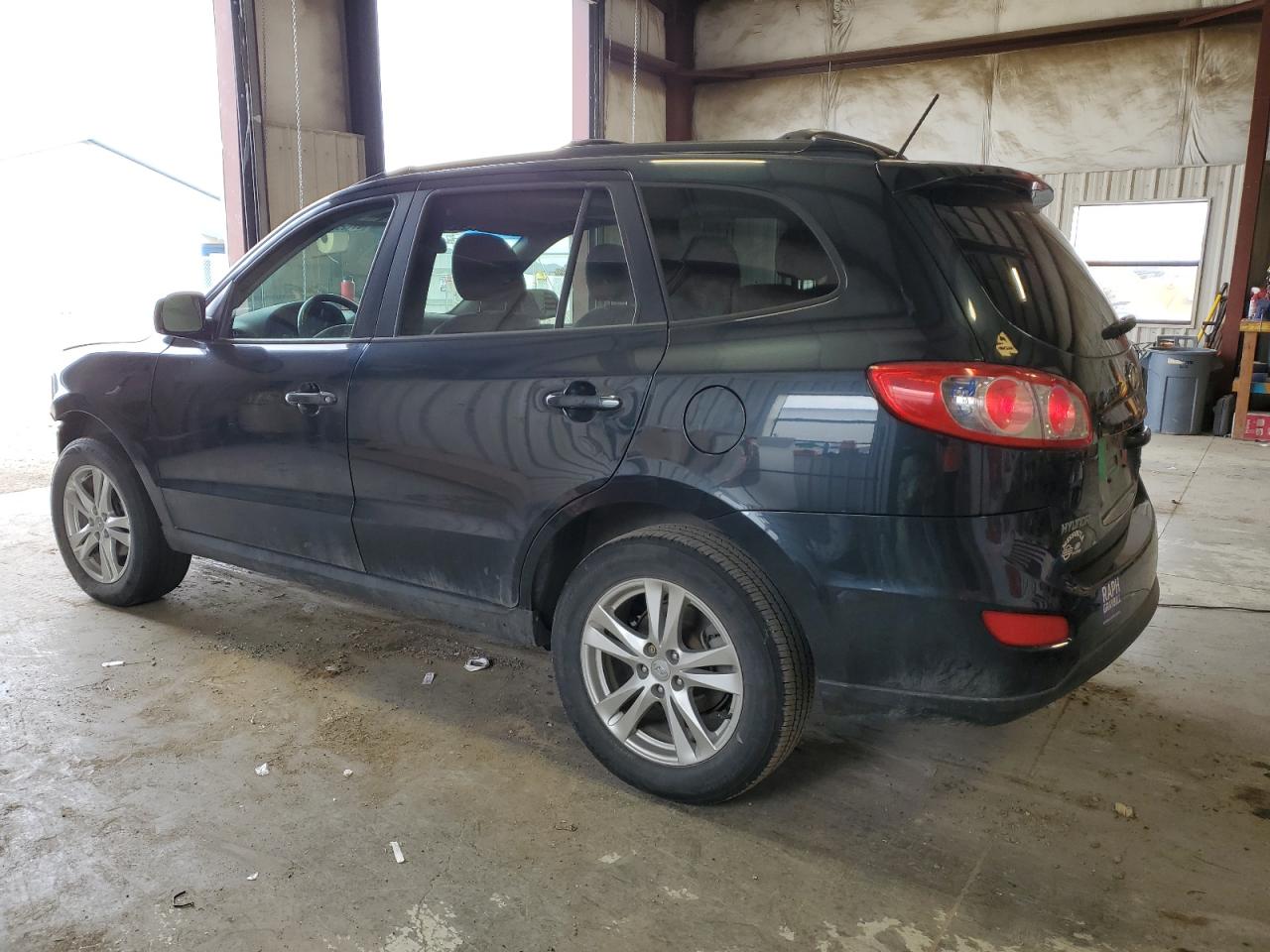 2011 Hyundai Santa Fe - Image 2