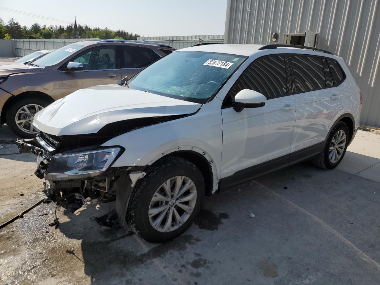 3VV1B7AX1KM060549 2019 VOLKSWAGEN TIGUAN - Image 1