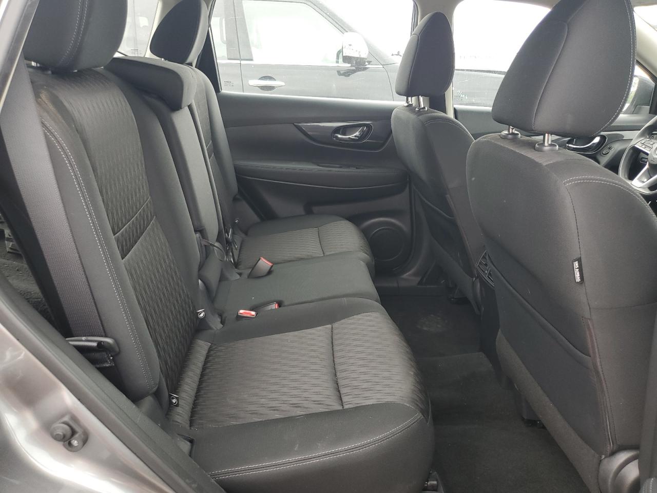 2018 Nissan Rogue S VIN: KNMAT2MT3JP544934 Lot: 55000644