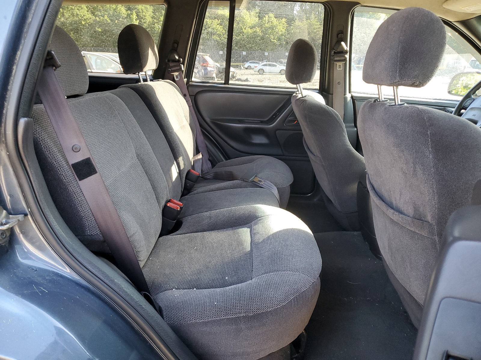 1J4GW48S71C545049 2001 Jeep Grand Cherokee Laredo