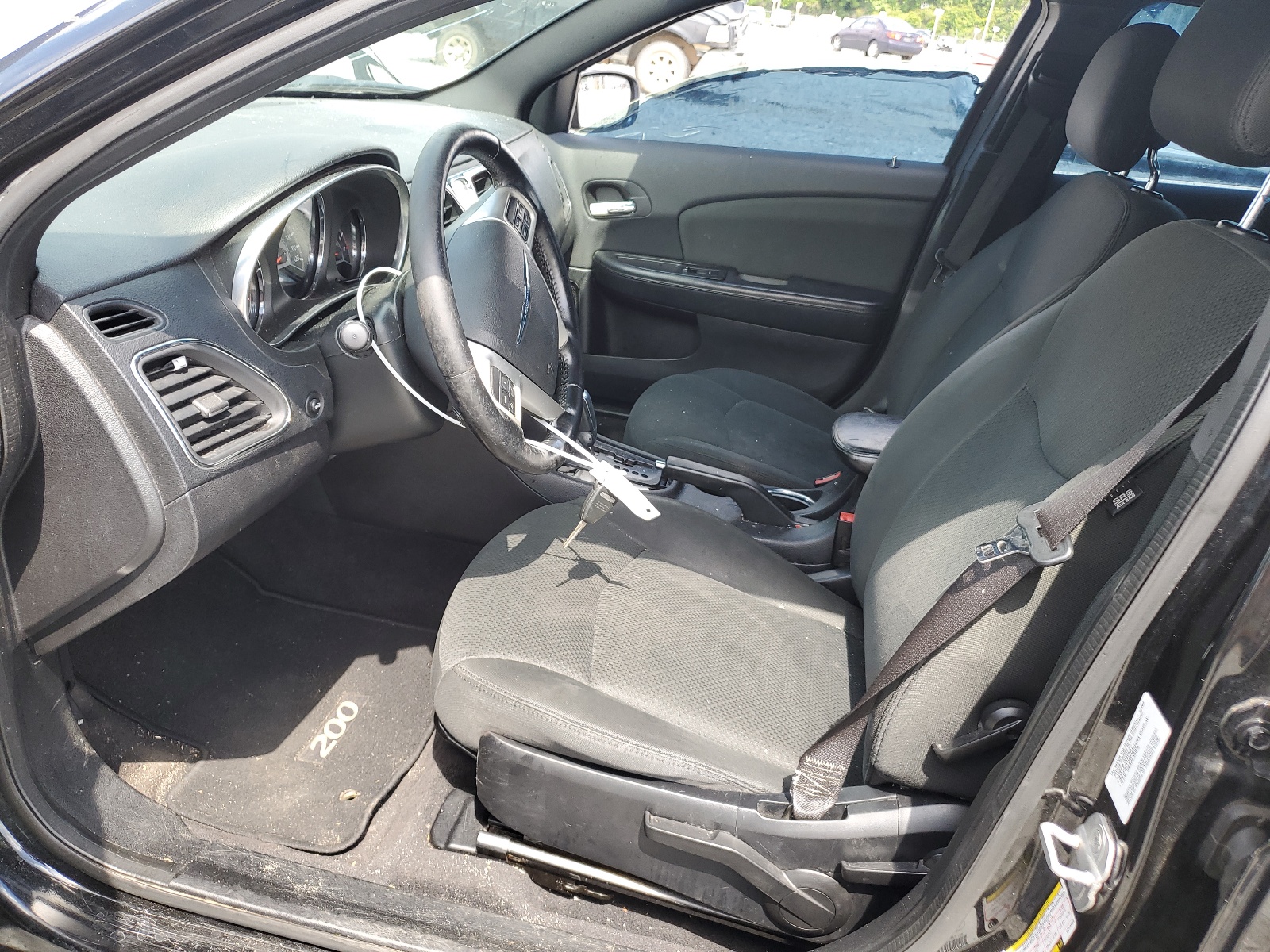 1C3CCBBB4CN172056 2012 Chrysler 200 Touring