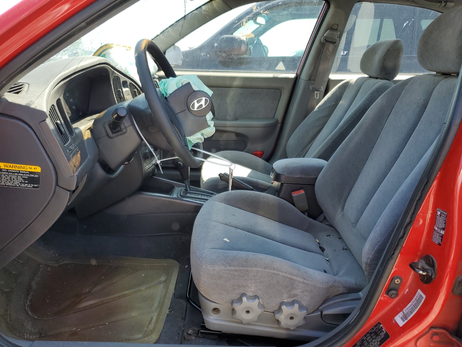 KMHDN46D94U828157 2004 Hyundai Elantra Gls