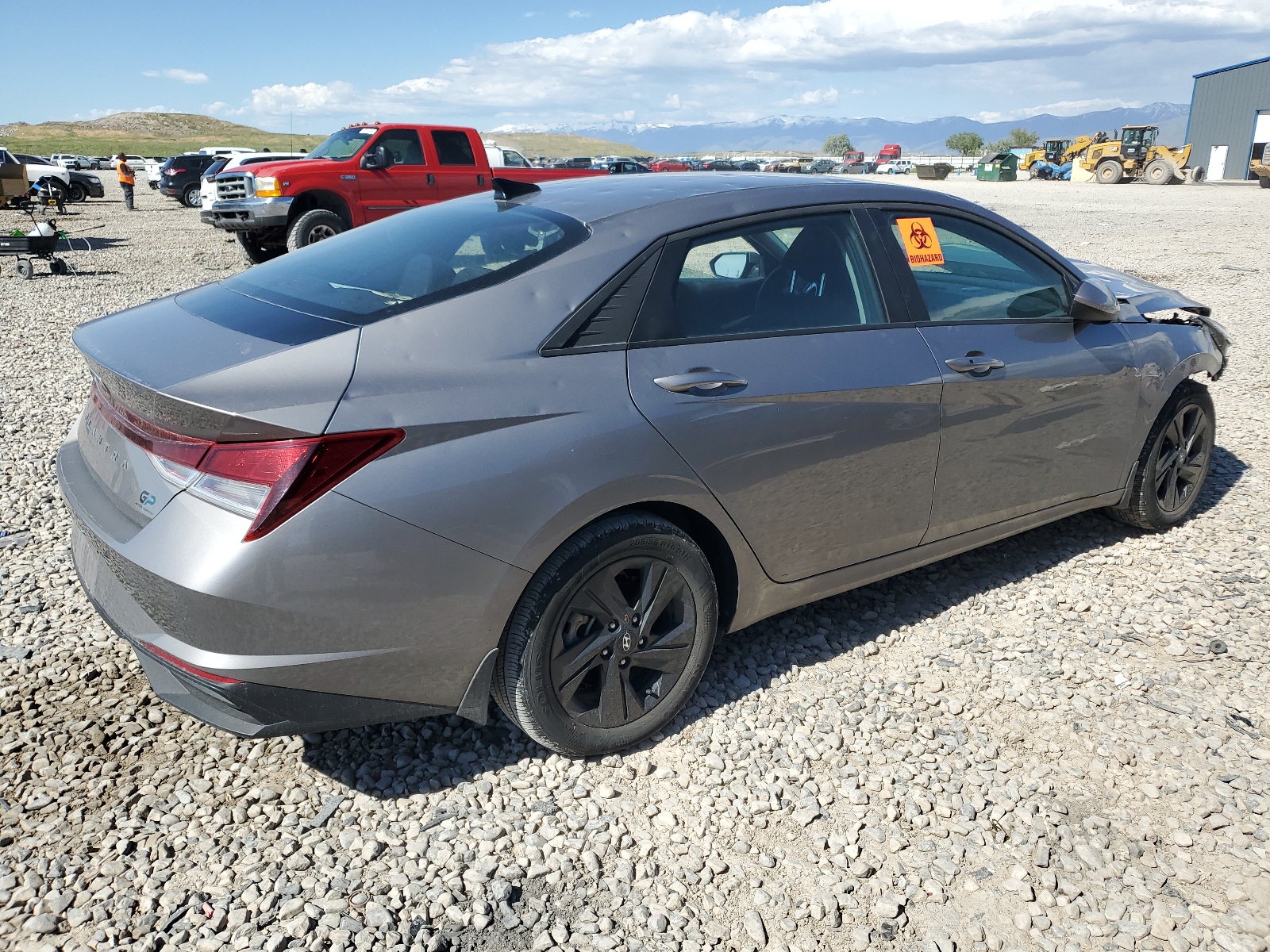 KMHLM4AG3NU355518 2022 Hyundai Elantra Sel