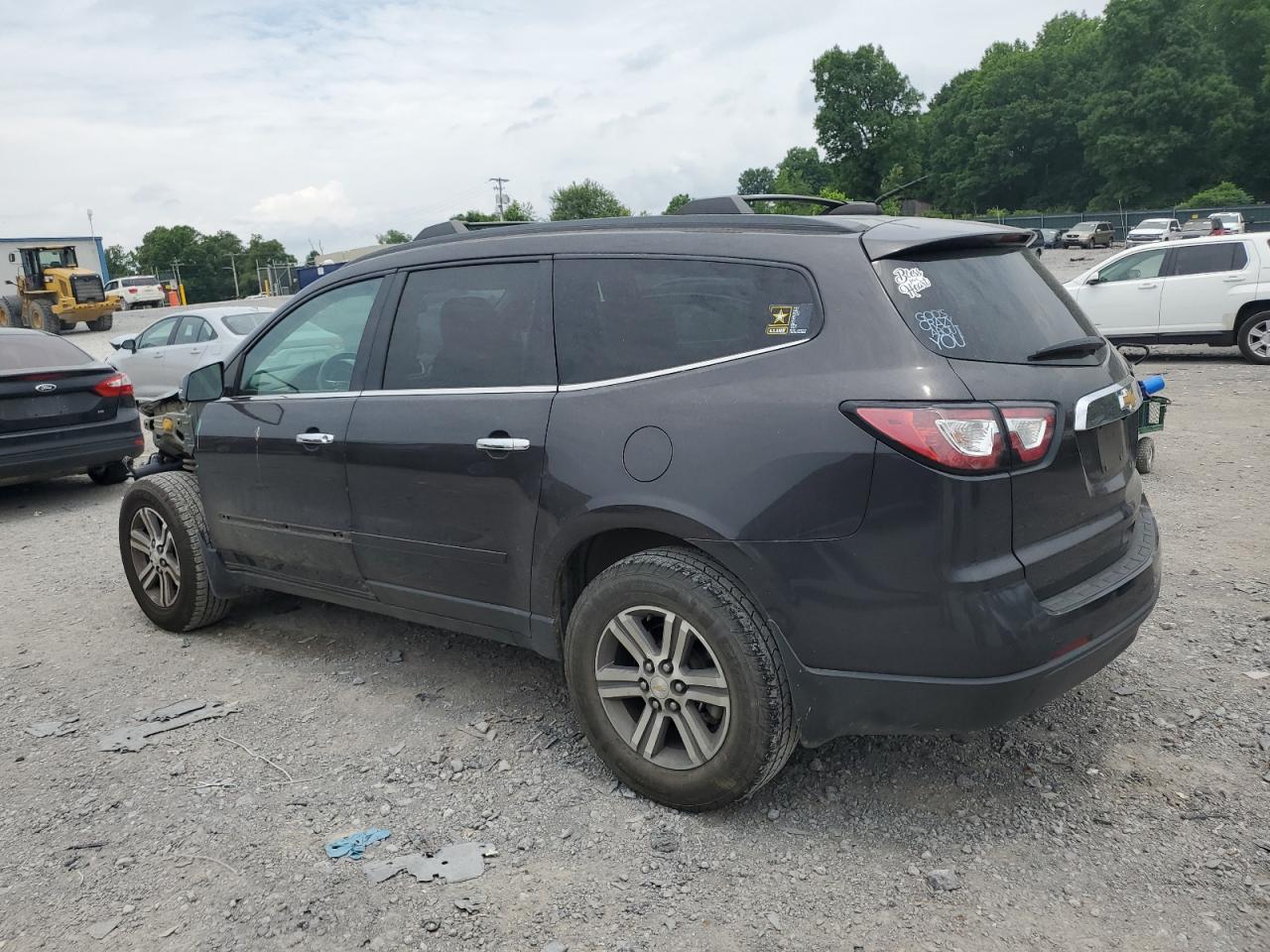 1GNKRHKD7GJ215335 2016 CHEVROLET TRAVERSE - Image 2