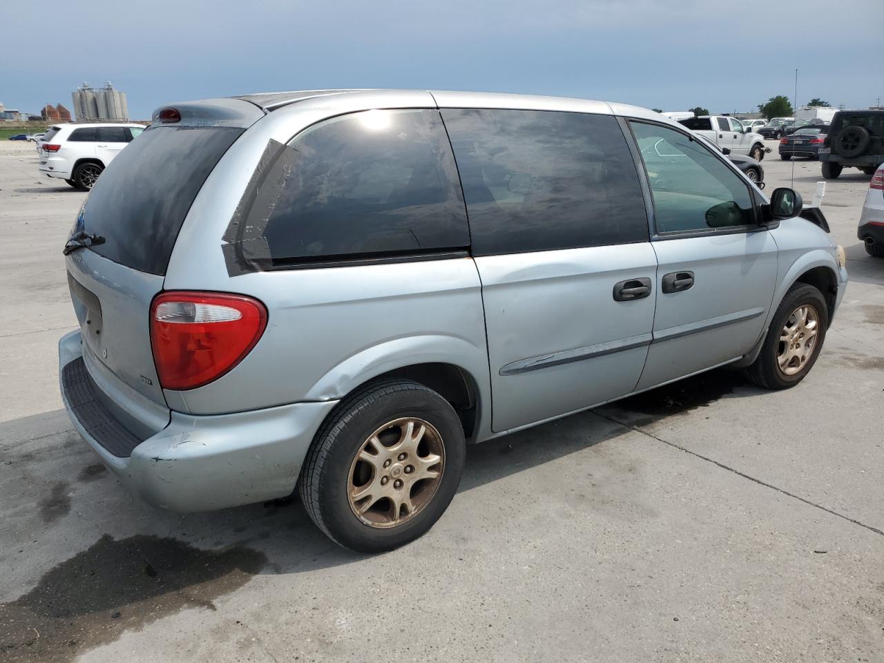 2003 Dodge Caravan - Image 3