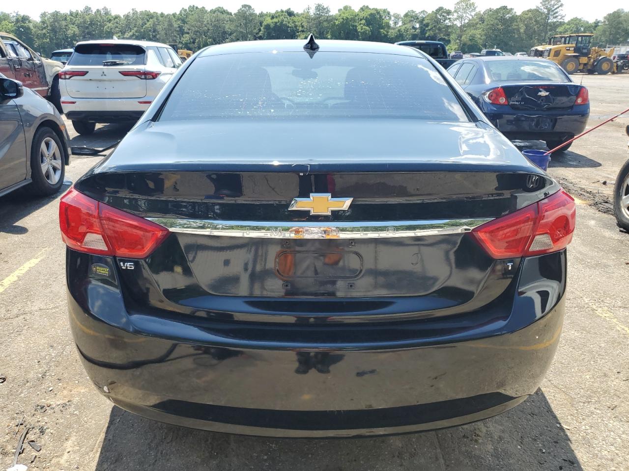 2G1105S30J9168228 2018 Chevrolet Impala Lt