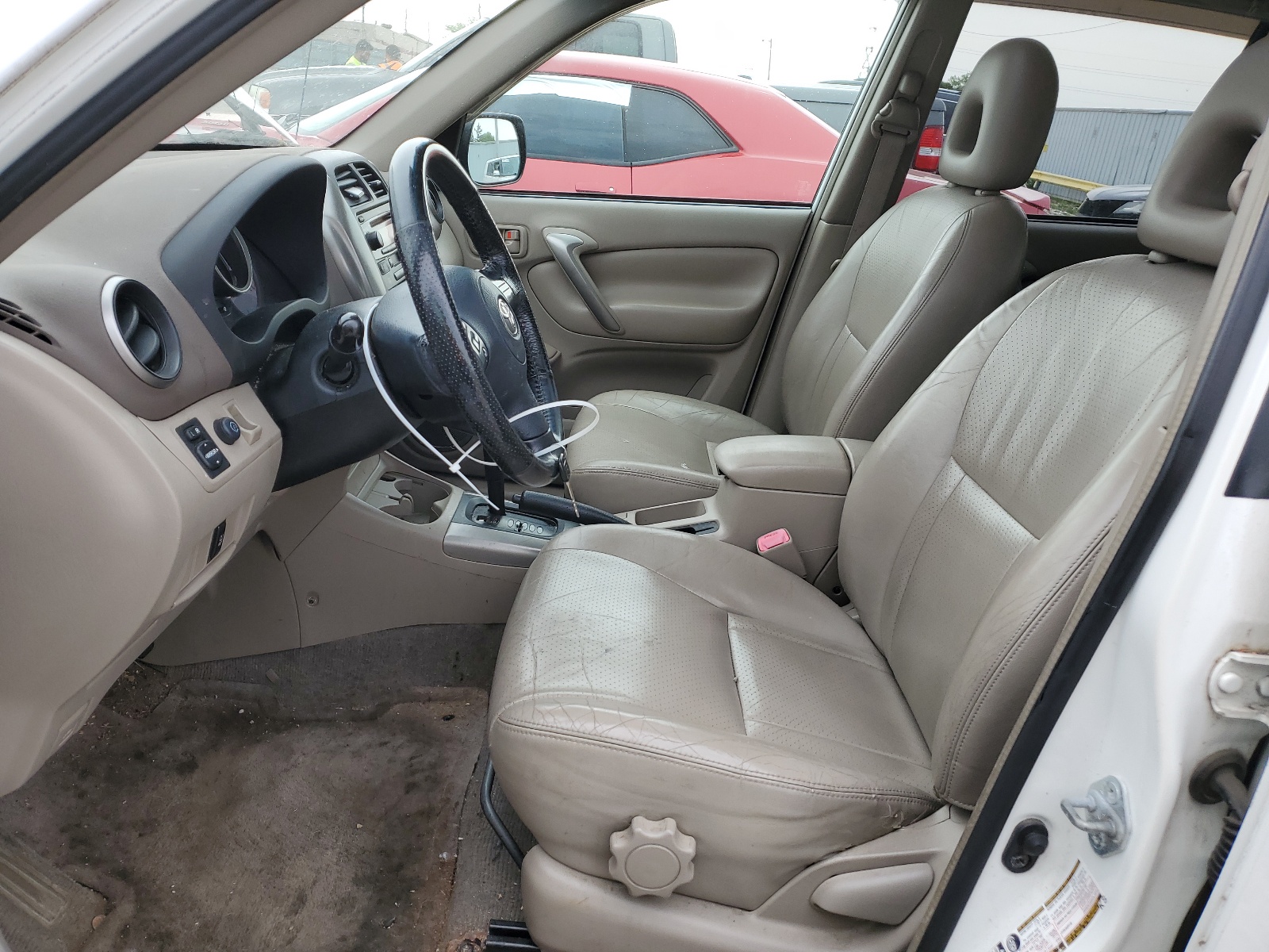 JTEHD20V840004636 2004 Toyota Rav4