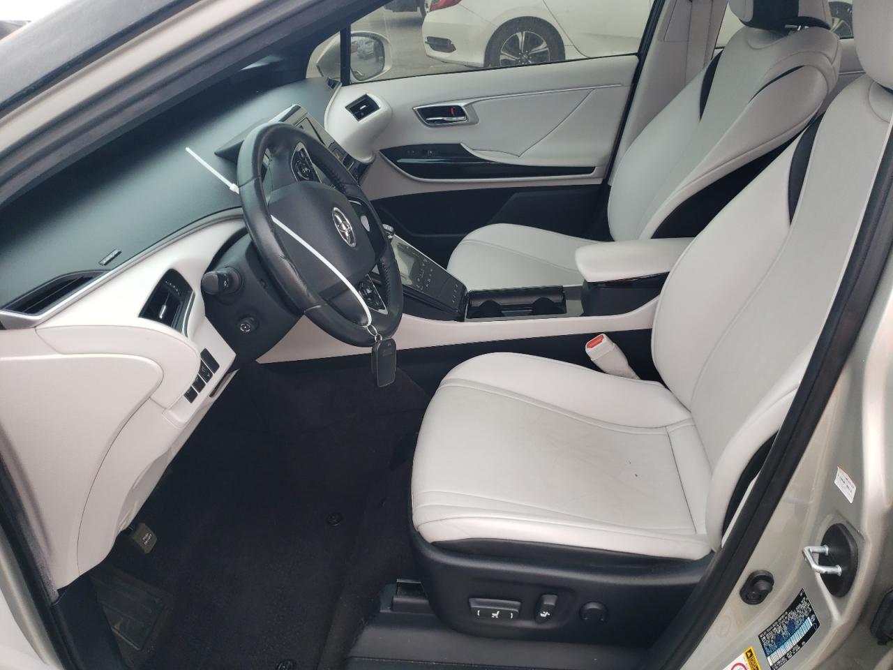 2017 Toyota Mirai VIN: JTDBVRBD3HA002121 Lot: 54175514