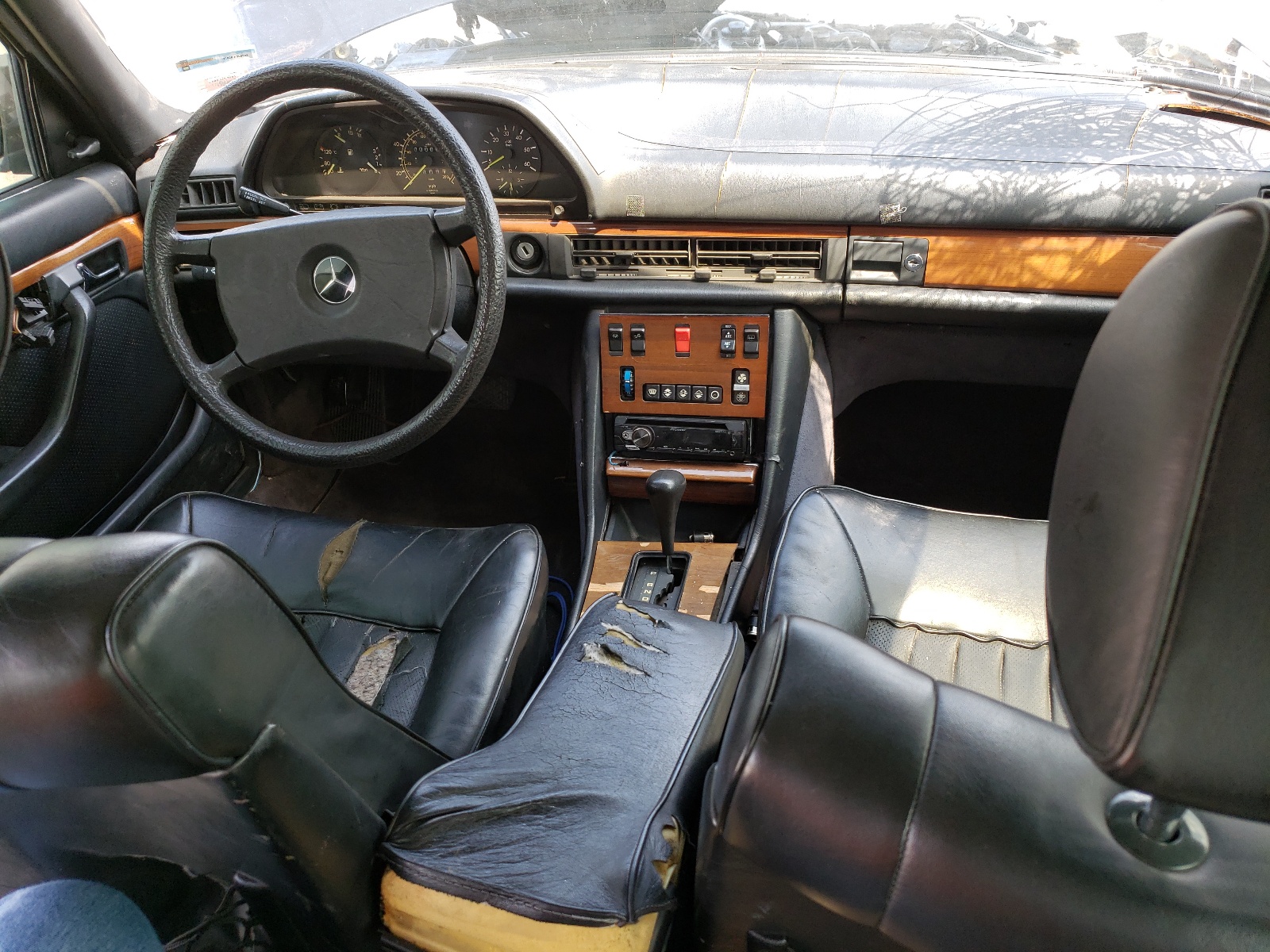 WDBCB20C5FA168571 1985 Mercedes-Benz 300 Sd