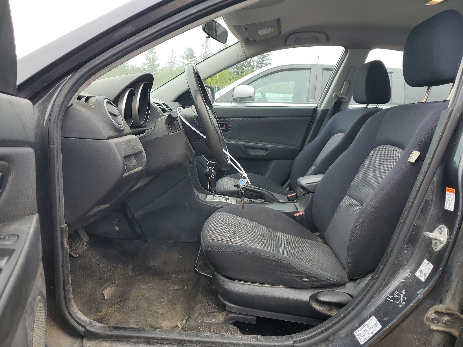 JM1BK32F171772775 2007 Mazda 3 I