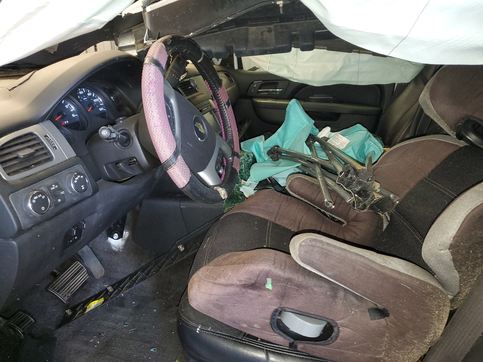 1GNSKBE02DR277085 2013 Chevrolet Tahoe K1500 Lt