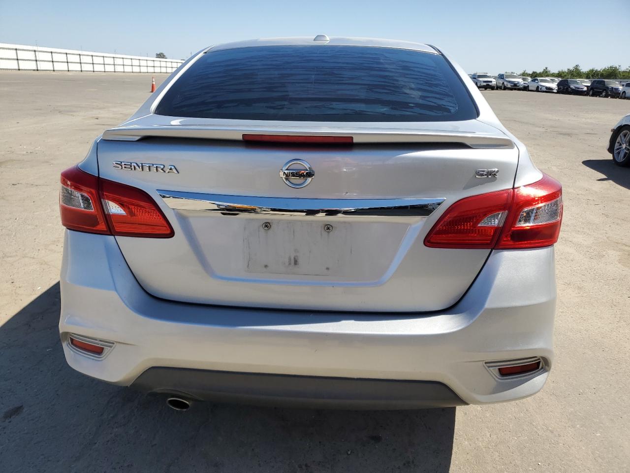 2016 Nissan Sentra - Image 6