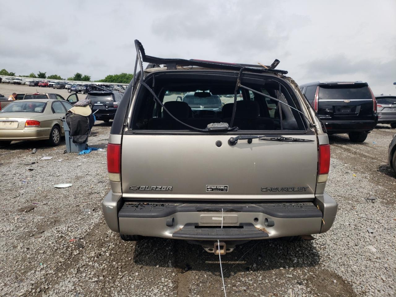 2001 Chevrolet Blazer VIN: 1GNDT13W01K202753 Lot: 55658124