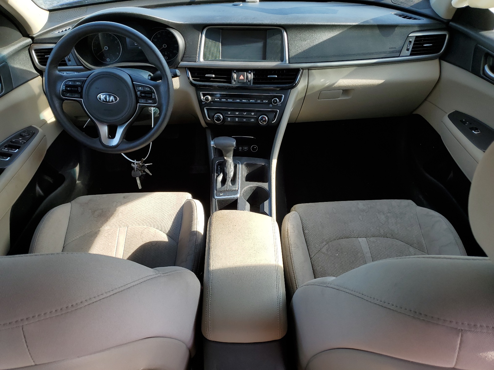 5XXGT4L32JG224339 2018 Kia Optima Lx