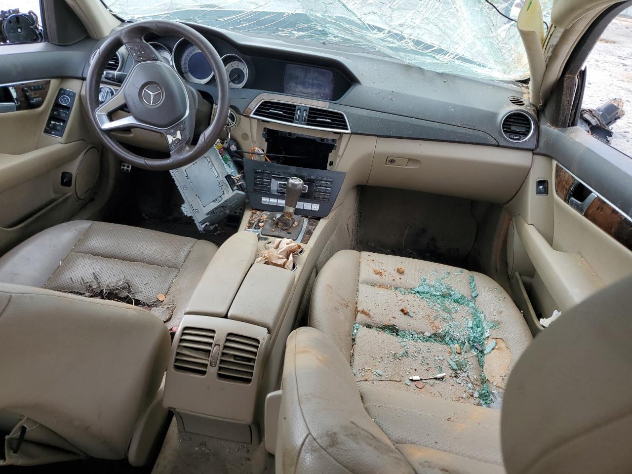 2013 Mercedes-Benz C 250 VIN: WDDGF4HB9DA769760 Lot: 53743284