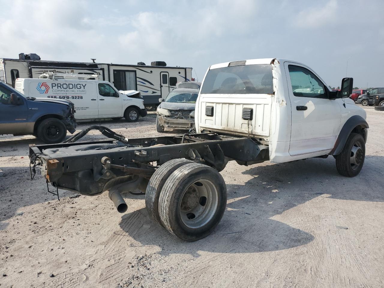 2015 RAM 5500 - Image 3