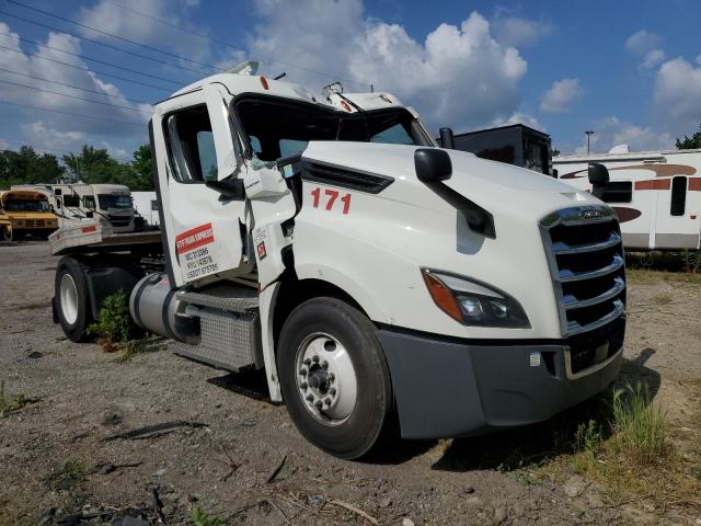 2024 Freightliner Cascadia 126 