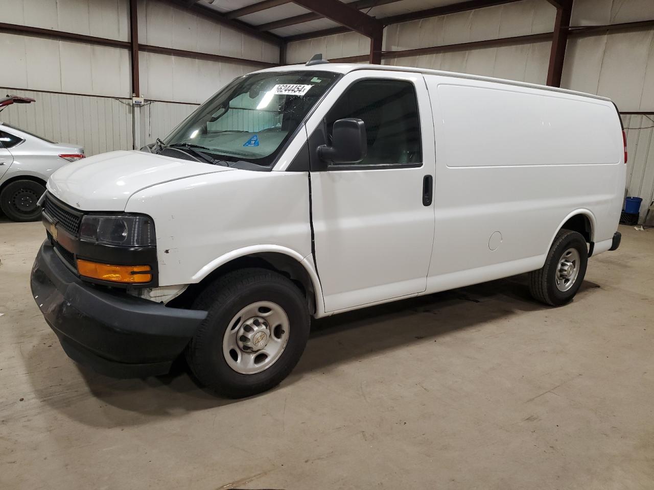 VIN 1GCWGAFP7L1272348 2020 CHEVROLET EXPRESS no.1